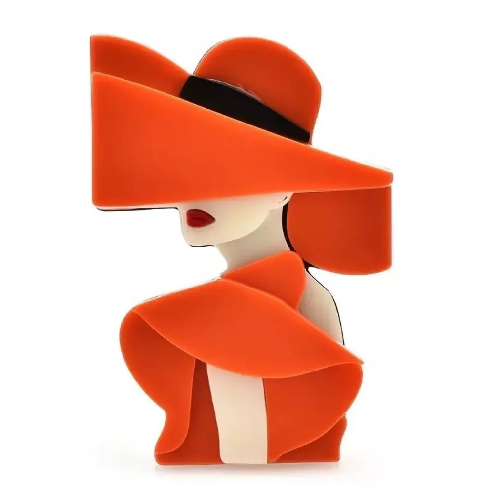 VQ Lady Brooch - Picture 4 of 5